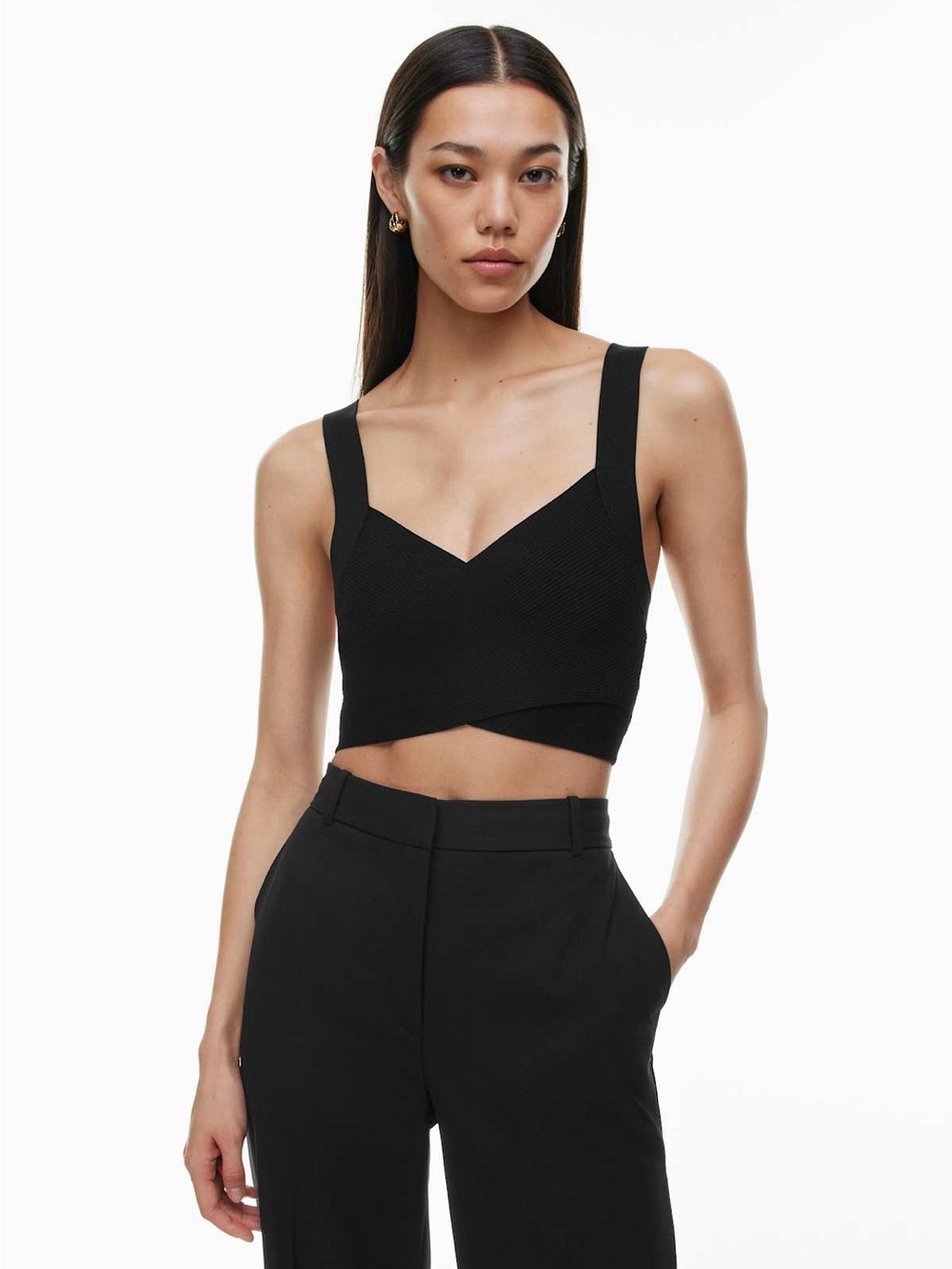 Aritzia Black V-Neck Sculpt Knit Greek Ribbed Cropped Tank